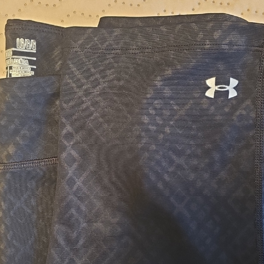 Under Armour Dark Patterned Leggings